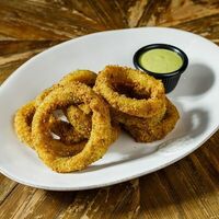 Хрустящие кольца Кальмара в Krombacher Beer Kitchen