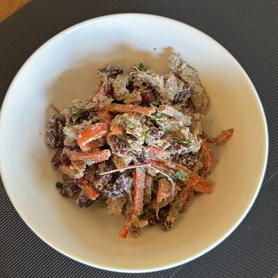 Салат Тбилисо в Хинкальная по цене 840 ₽