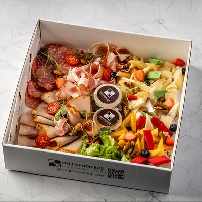 Box сыров и мяса L в CHEF'S FOOD BOX по цене 4085 ₽
