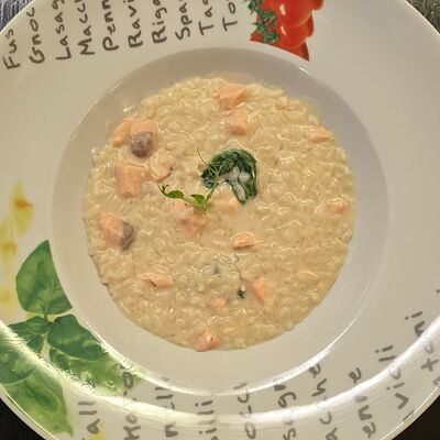 Ризотто с лососем в Траттория Semplice по цене 970 ₽