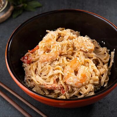 Удон с креветками в Шашлык юга Краснодар по цене 550 ₽