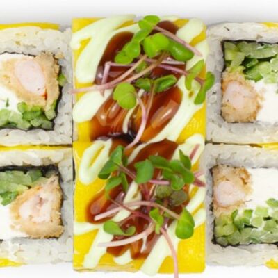Манго с креветкой в Каратэ Суши по цене 550 ₽