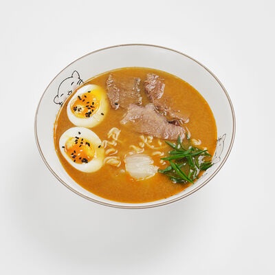 Рамен сырный с говядиной в Sushiman по цене 3150 ₸