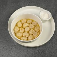 Пельмени в курином бульоне со сметаной в Кафе Nебо