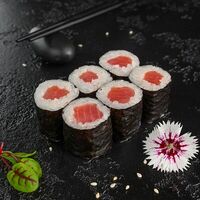 Ролл с тунцом в Суши Профи