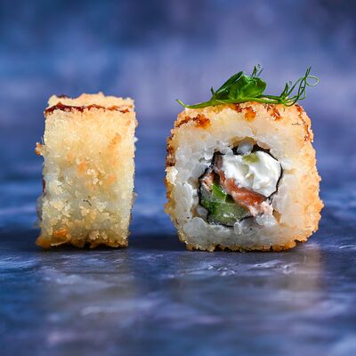 Ролл Жареный рис в Контейнер по цене 400 ₽