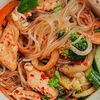 Wok лапша с фунчозой с курицей в Wok Lagman по цене 2450