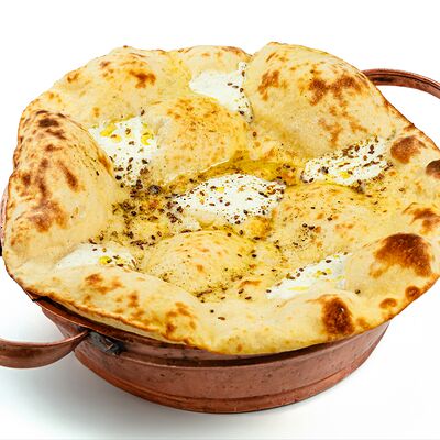 Манакиш с сыром в Maroon по цене 450 ₽