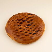 Пирог с вишней в Пекарня Буханка