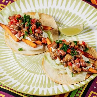 Тако вегетарианский в Taqueria by mexico crew по цене 500 ₽