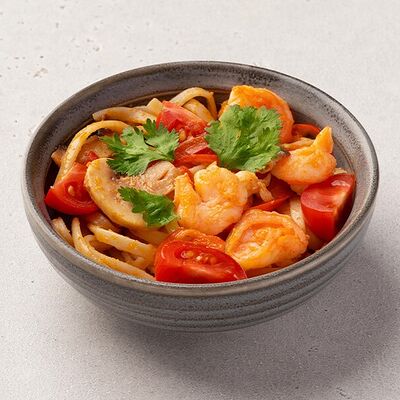 Wok M Том ям с креветками в Сакура по цене 479 ₽