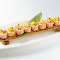 Опаленная Филадельфия с фуа-гра в Dodici Seafood