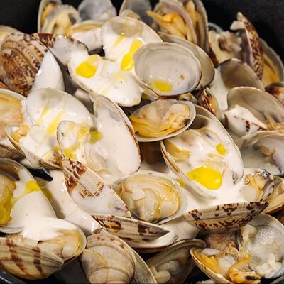 Вонголе в трюфельном соусе в Мидийный рай по цене 1210 ₽