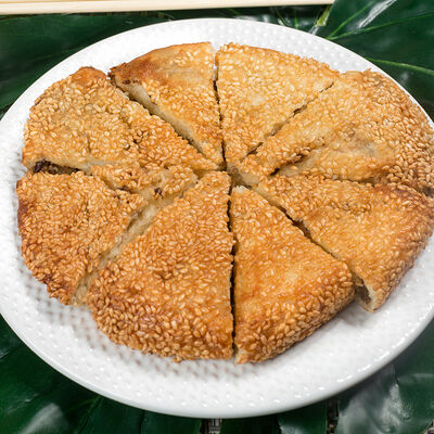 Лепёшка с говядиной и кунжутом в Кансинь по цене 220 ₽