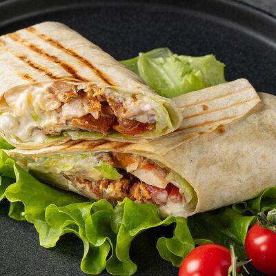 Шаурма Цезарь в Сочный вертел по цене 540 ₽