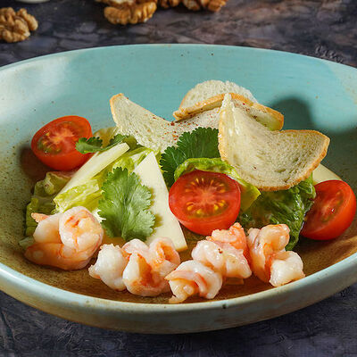 Цезаридзе с креветками в Сулугуни по цене 678 ₽