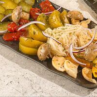 Ассорти из солений в Stories