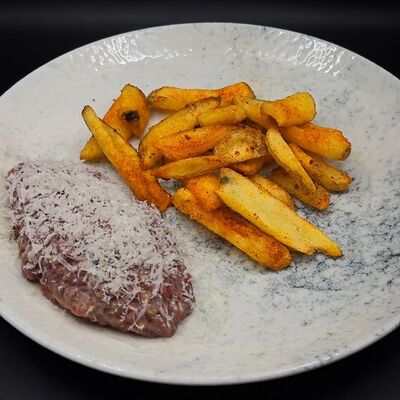 Тартар из говядины в Чизерия Восточный по цене 890 ₽