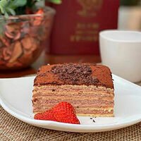 Принц в Bravissimo Bakery