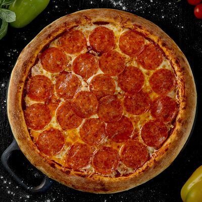 Пицца Пеперони 22 см в Hot Pizza по цене 570 ₽