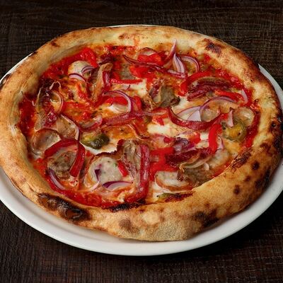 Пицца мортаделла, грибы в Dacha restaurant по цене 1090 ₽