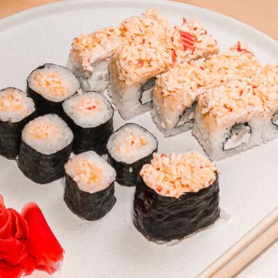 Сет Спайси в Суши Море Мото по цене 750 ₽