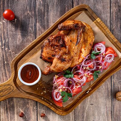 Цыпленок в папричном маринаде в BierBurg по цене 699 ₽