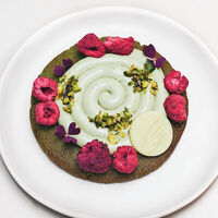 Печенье Матча-малина в Angel Cakes