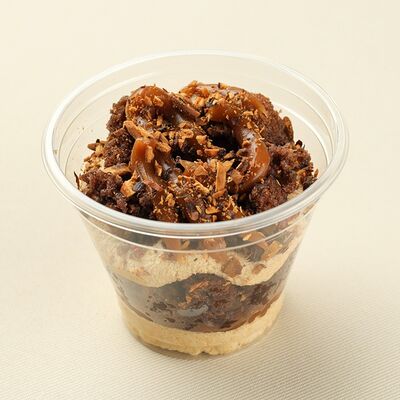 Трайфл Сникерс в Ля Галетт по цене 200 ₽