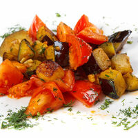 Баклажаны и помидоры в Мариус