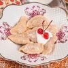 Вареники с вишней, подаются со сметаной в Монастырский дворик - русская кухня из монастырской трапезы по цене 390