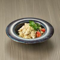 Феттуччине с куриным филе и грибами в Джаст Смо