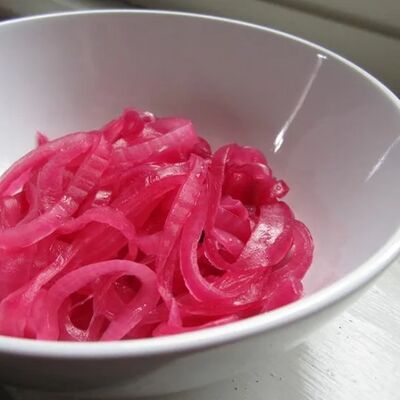 Лук маринованный в Шаурма сити по цене 2 р.