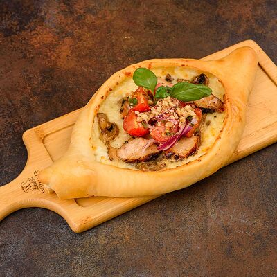 Хачапури с куриным шашлыком и грибами в Кинза по цене 675 ₽