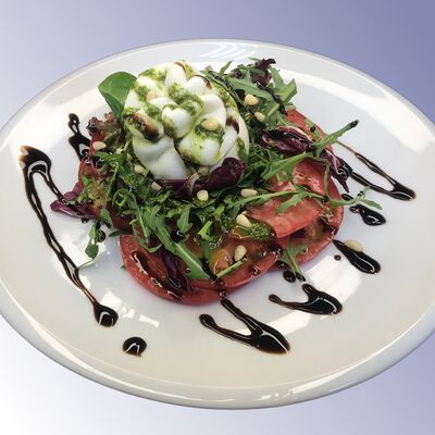 Буратта с розовыми томатами в Фудмолл Кузня по цене 899 ₽