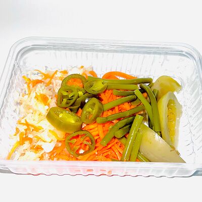 Ассорти солений в ТРИ КАЗАНА по цене 320 ₽