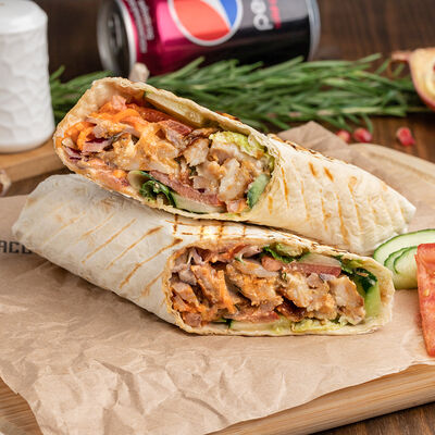 Шаверма двойная в лаваше в Lion Beer по цене 481 ₽