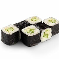 Ролл с огурцом в ChoCho Sushi