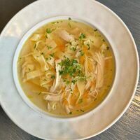 Суп Куриныйв Bistro Оstro
