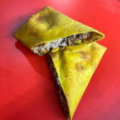 Чимичанга Поллито в И тако сойдет по цене 585 ₽