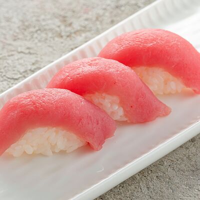 Суши Нигири с тунцом в Welcome по цене 150 ₽