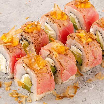 Опаленный тунец в Японцы по цене 590 ₽