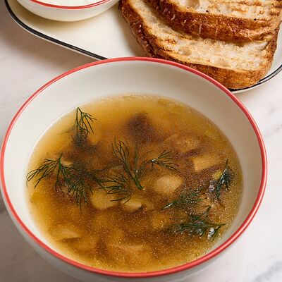 Грибной суп с клецкими в Лицей по цене 730 ₽