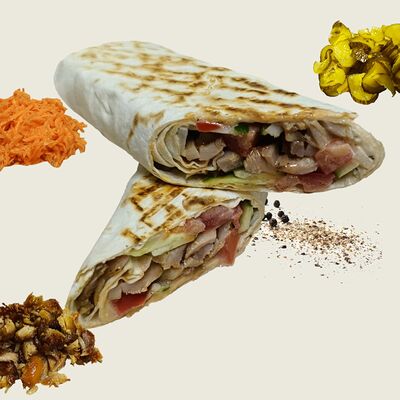 Шаурма с маринованными овощами в Gaga-Pizza по цене 340 ₽