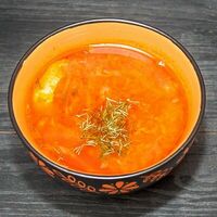 Борщ украинский с курицей в Fish Fabrique Vieux