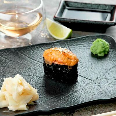 Острые суши Креветка в ЛарисуВаннуХочу по цене 170