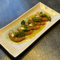 Лангустины с соусом халапеньо в Only Wine