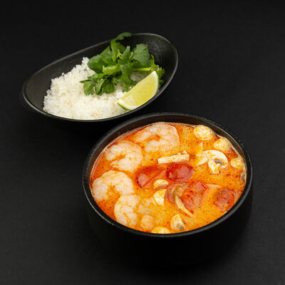 Том Ям с креветками в Pho Tom по цене 590 ₽