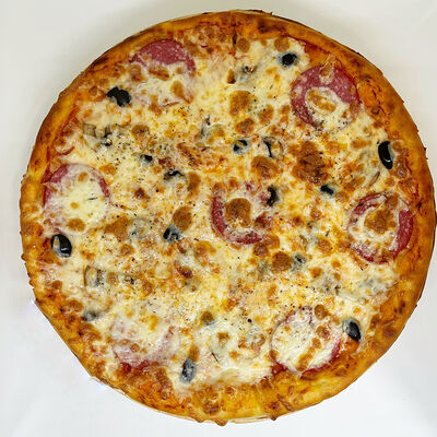 Пицца Каприччиозо в Old Buick Diner по цене 560 ₽