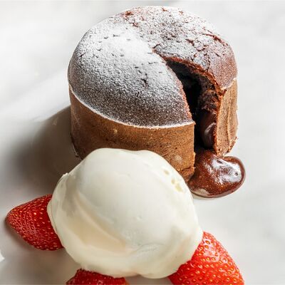 Шоколадный фондан в BEERMAN&Schlitz по цене 670 ₽